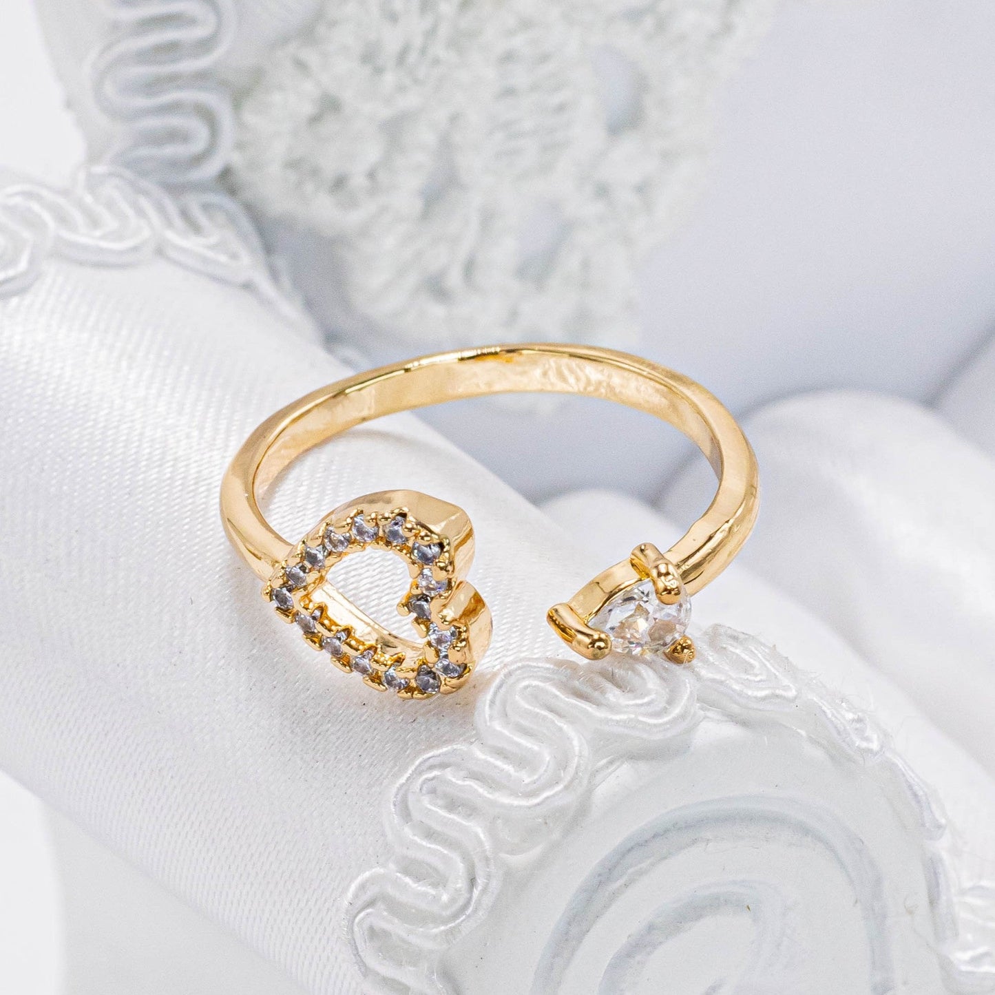 Anillo corazon microzircones