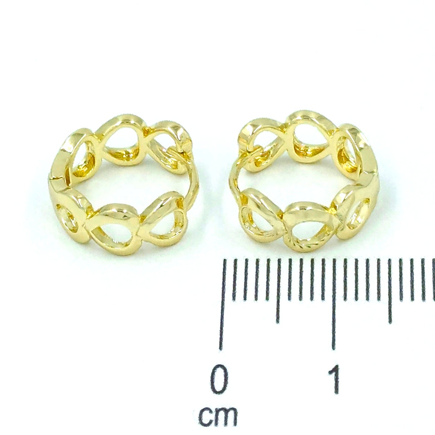 Candonga pequeña cilueta corazónes