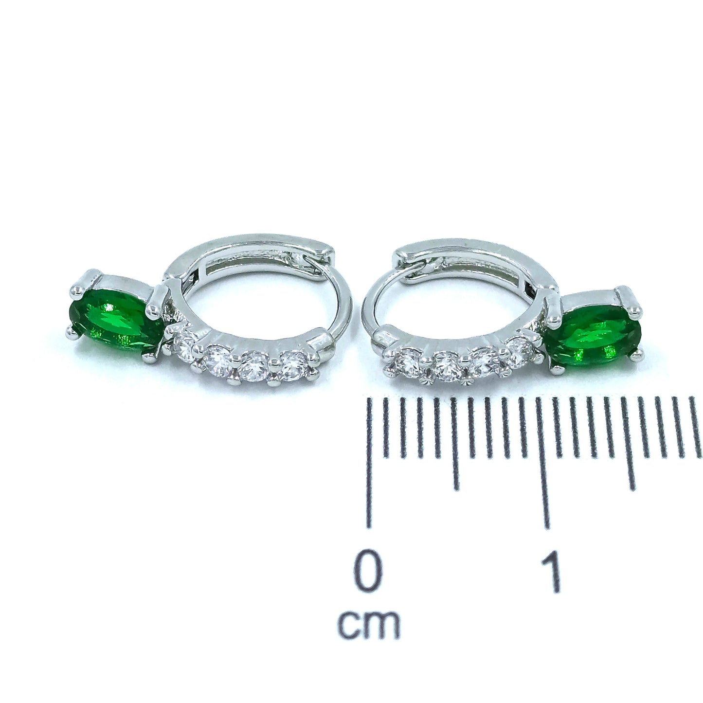 Candonga pequeña esmeralda