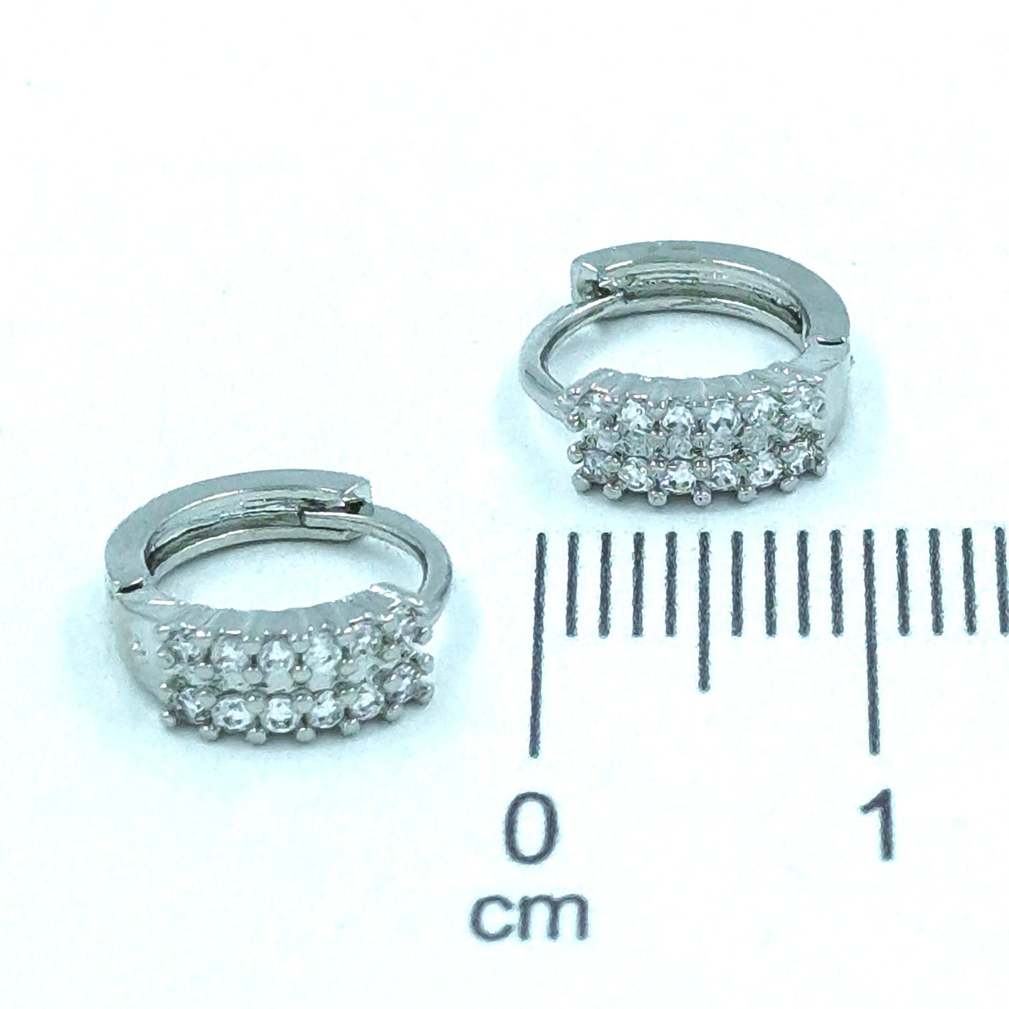 Candonga pequeña microzircón P