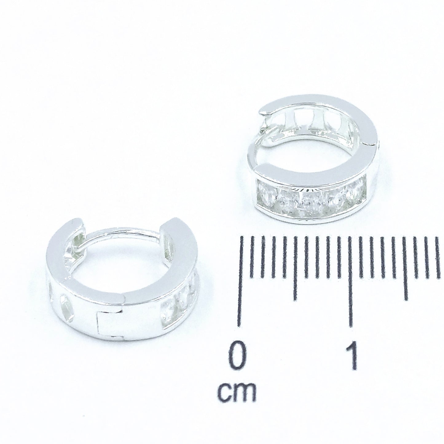 Candonga pequeña baño de plata zircón