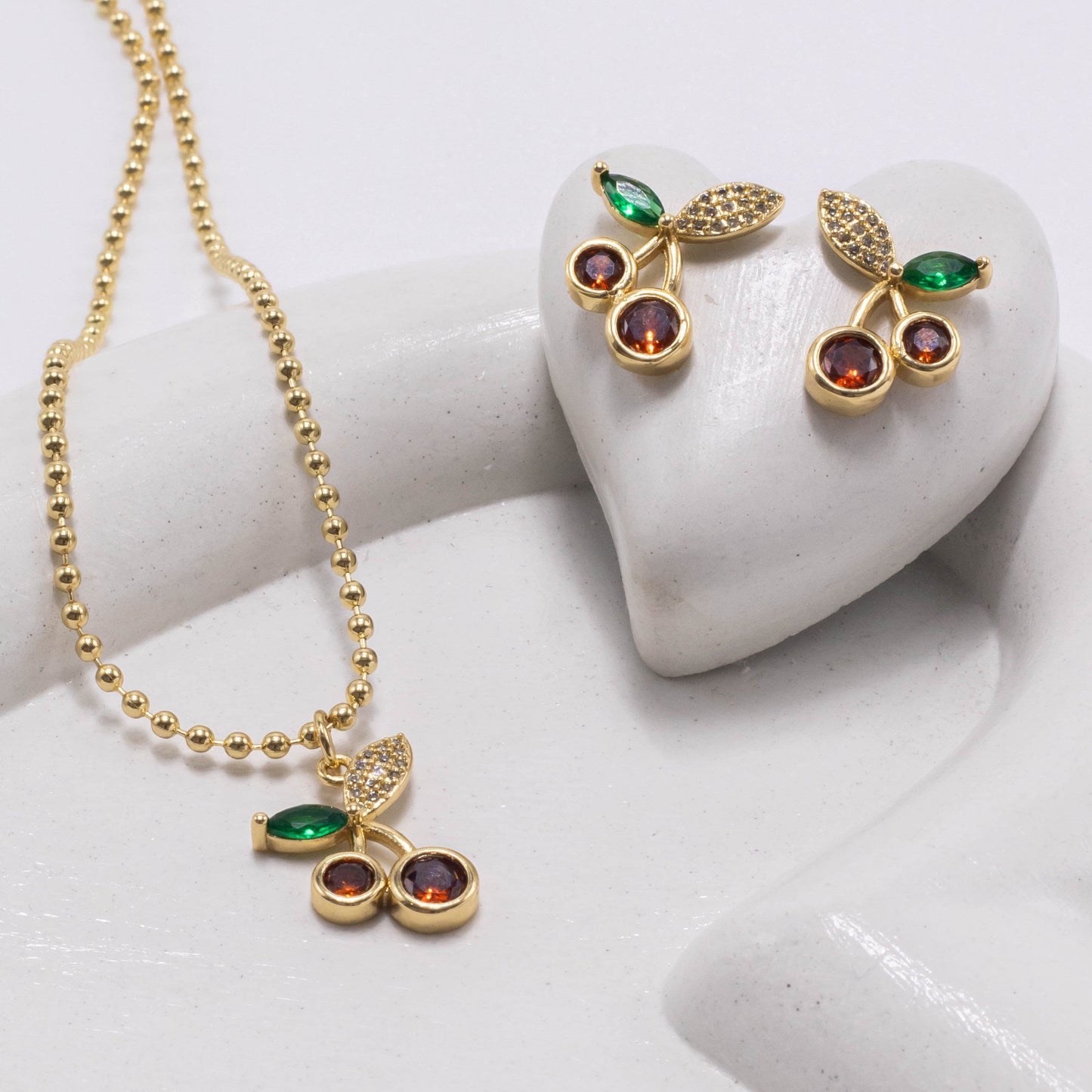 Duo cereza microzircones