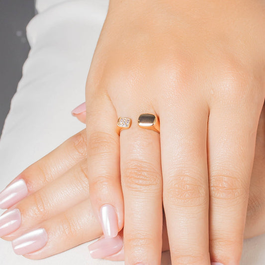 Anillo microzircón