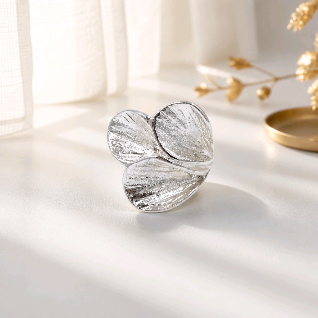 Anillo baño de plata flor
