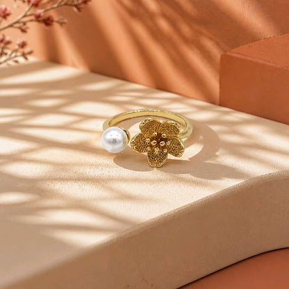 Anillo flor perla