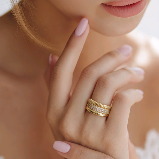 Anillo microzircón