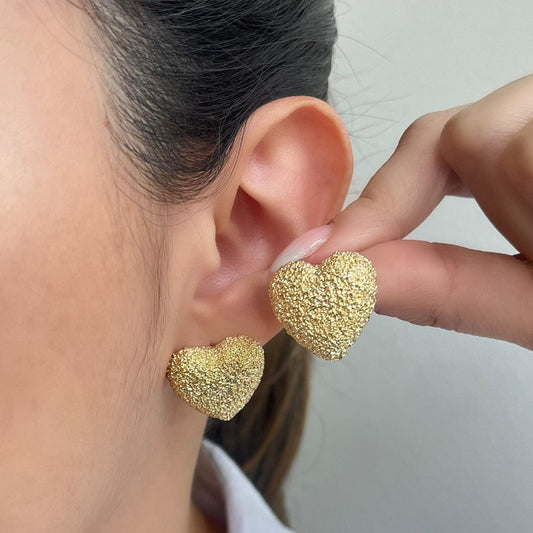 Arete corazon fusco  Amulí