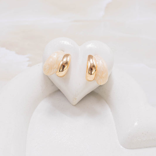 Arete esmaltado perlado