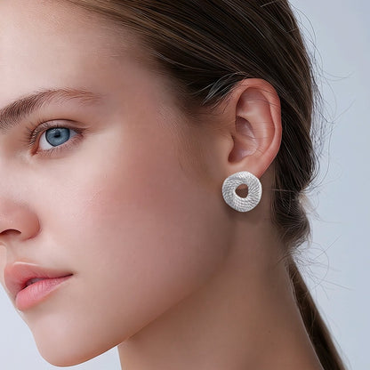 Arete nudo baño de plata