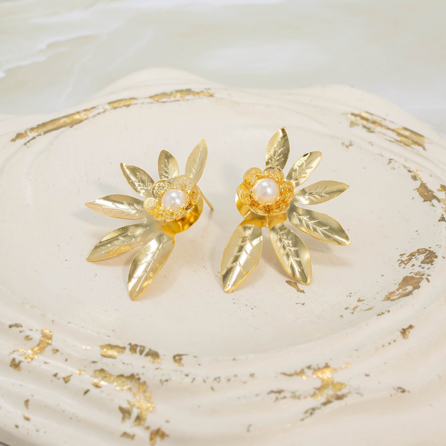 Arete bronce media flor