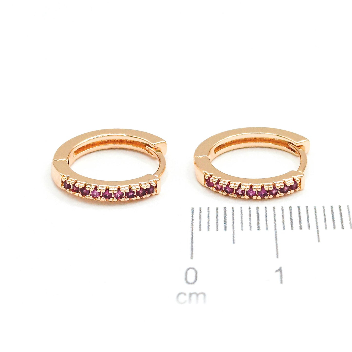 Cdga pequeña microzircones magenta (14mm)