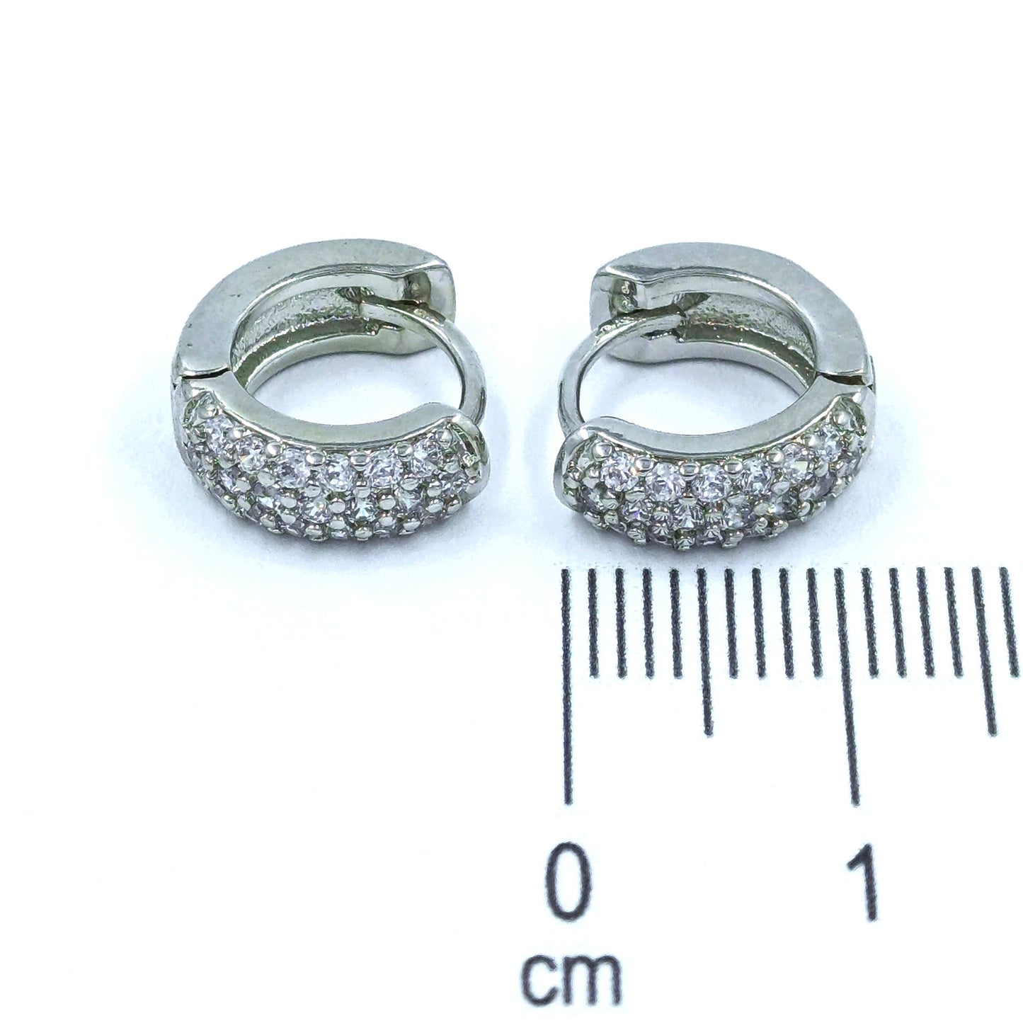 Candonga pequeña zircones