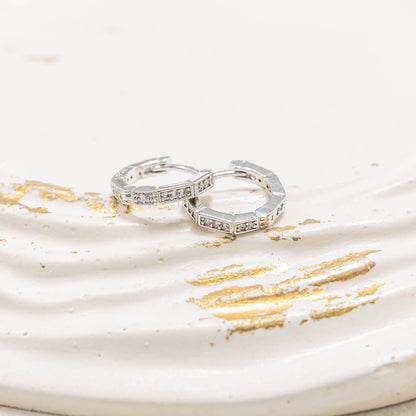 Candonga pequeña microzircón