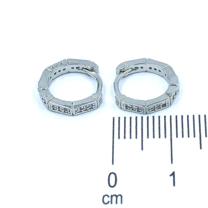 Candonga pequeña microzircón