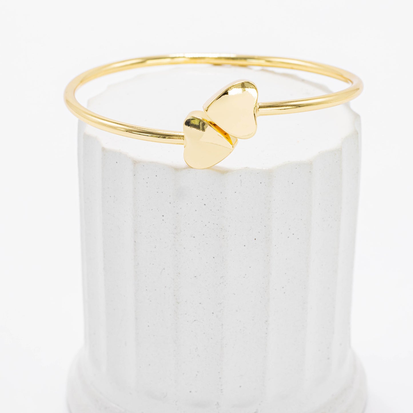 Pulsera aro corazones