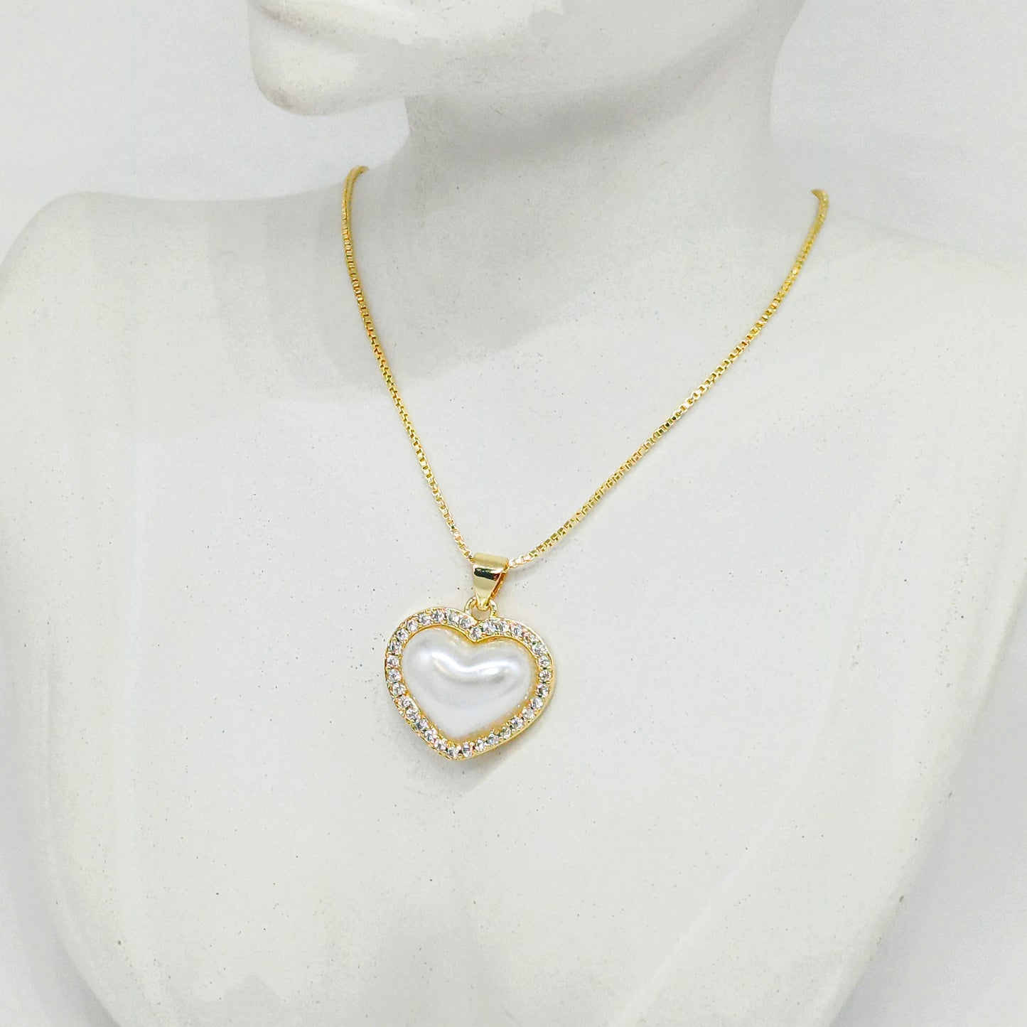 Collar rodio corazon nacar