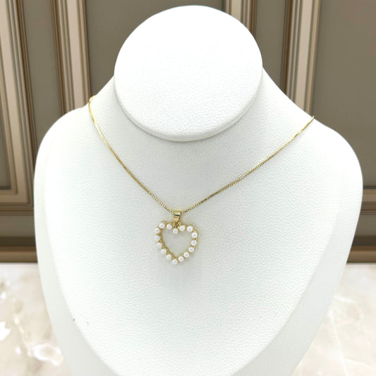 Collar rodio silueta corazon perlas