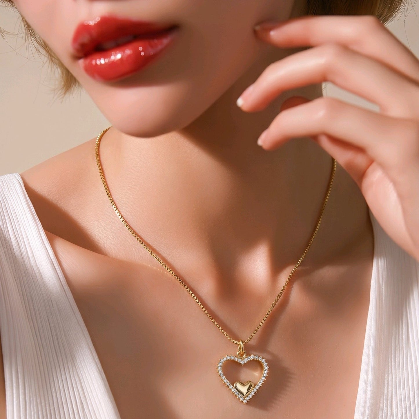 Collar rodio silueta corazón