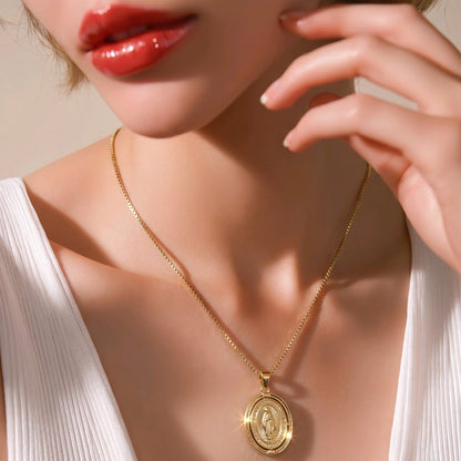 Collar rodio medallita
