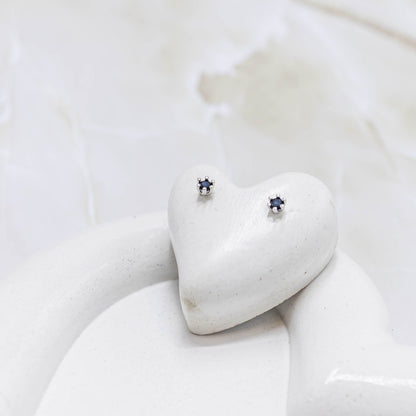 Topo zircón negro P